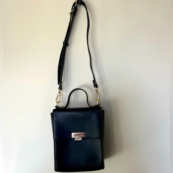 Matt and Nat Classic Flap Bag - Picture 2 of 4